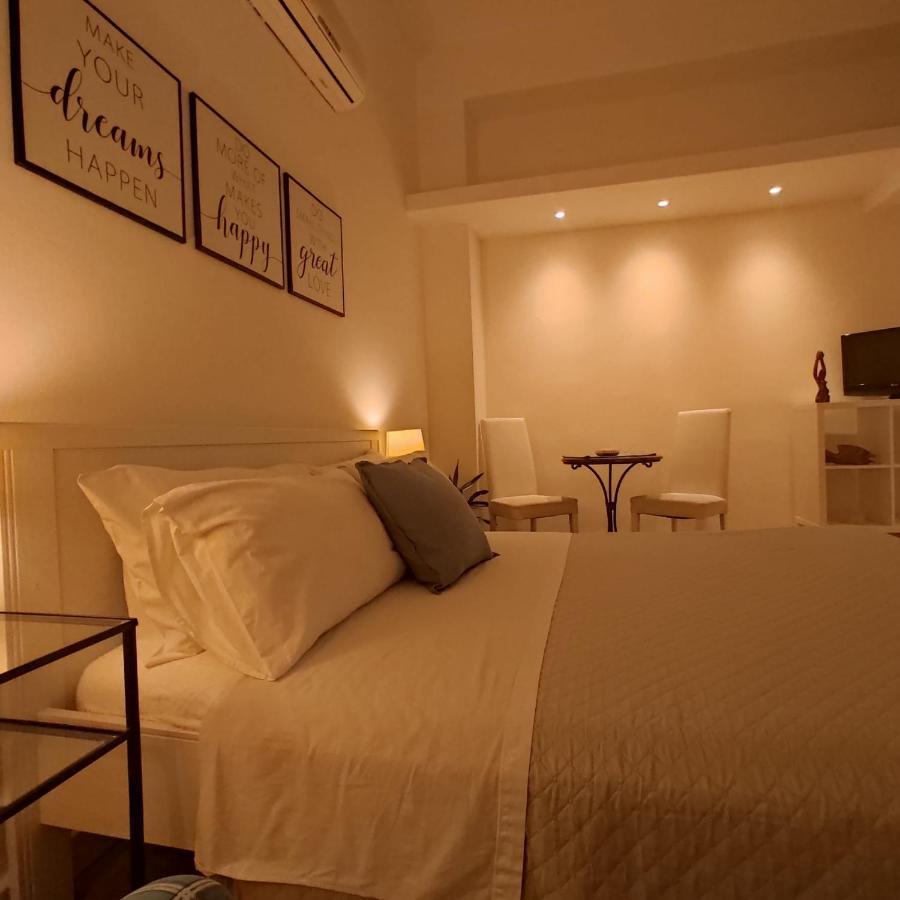 Krly Exclusive Rooms Каляри Екстериор снимка