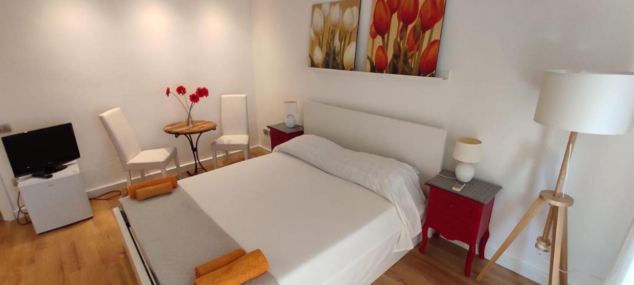 Krly Exclusive Rooms Каляри Екстериор снимка