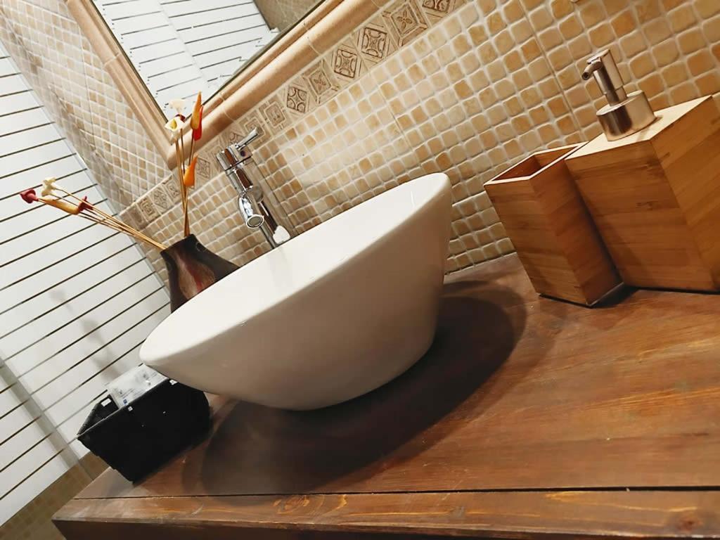 Krly Exclusive Rooms Каляри Екстериор снимка